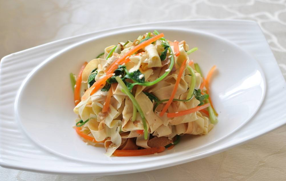 豆腐皮凉拌