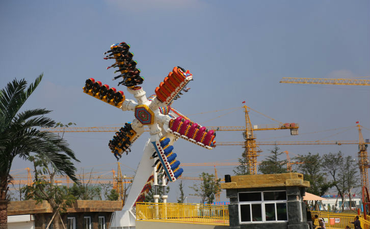 克拉嗨谷主题乐园