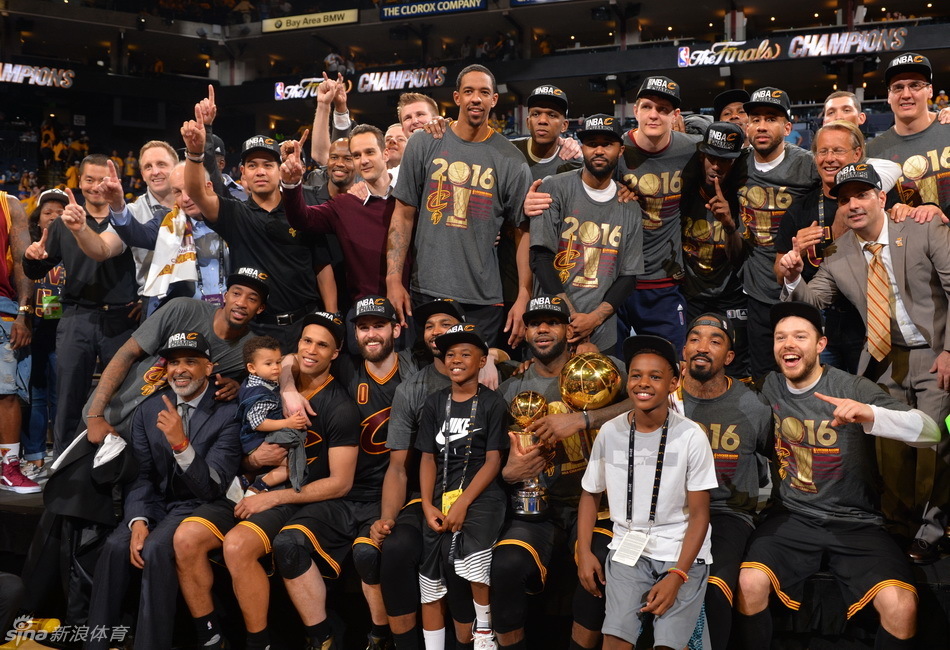  p>克利夫兰骑士队(cleveland cavaliers),是一支位于美国俄亥俄州 a