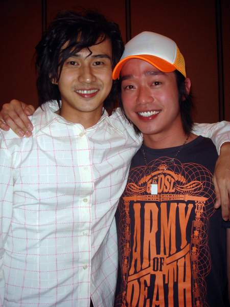  p>狄志杰,台湾屏风表演班成员,拥有丰富的舞台剧表演经验,长相清秀