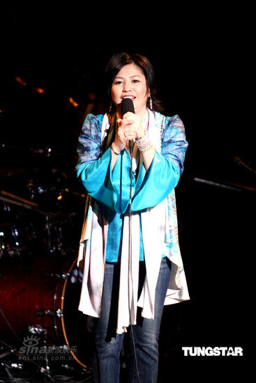  p>夏川里美,1973年10月9日出生于日本冲绳县,日本女歌手.