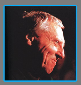 a>韦执导, a href="#" data-lemmaid="10077039">朱莉娅·奥蒙德 /a>