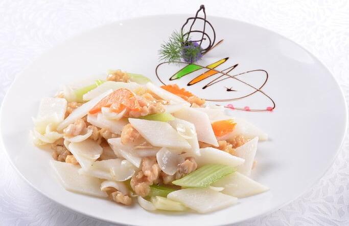  p>淮山炒百合是一道菜品,主料为淮山(山药),鲜百合,胡萝卜. /p>