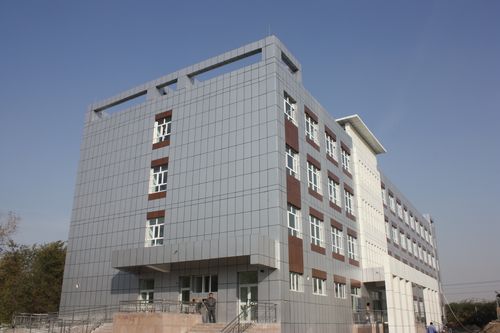 乌鲁木齐市第十五中学