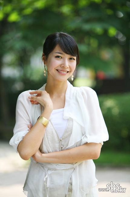 ">郑智友 /a>编剧, a href="#" data-lemmaid="4025135">朴施厚 /a>