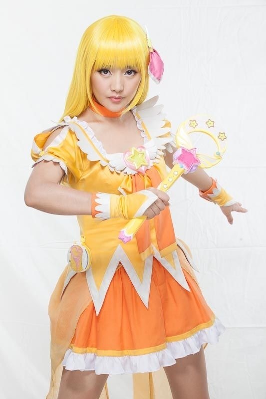 v">小蓝,《 a target="_blank" href="/item/巴啦啦小魔仙/9402229"