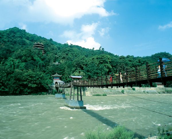 都江堰青城大桥