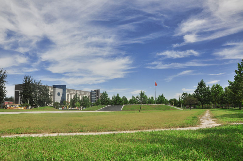 北京财经专修学院