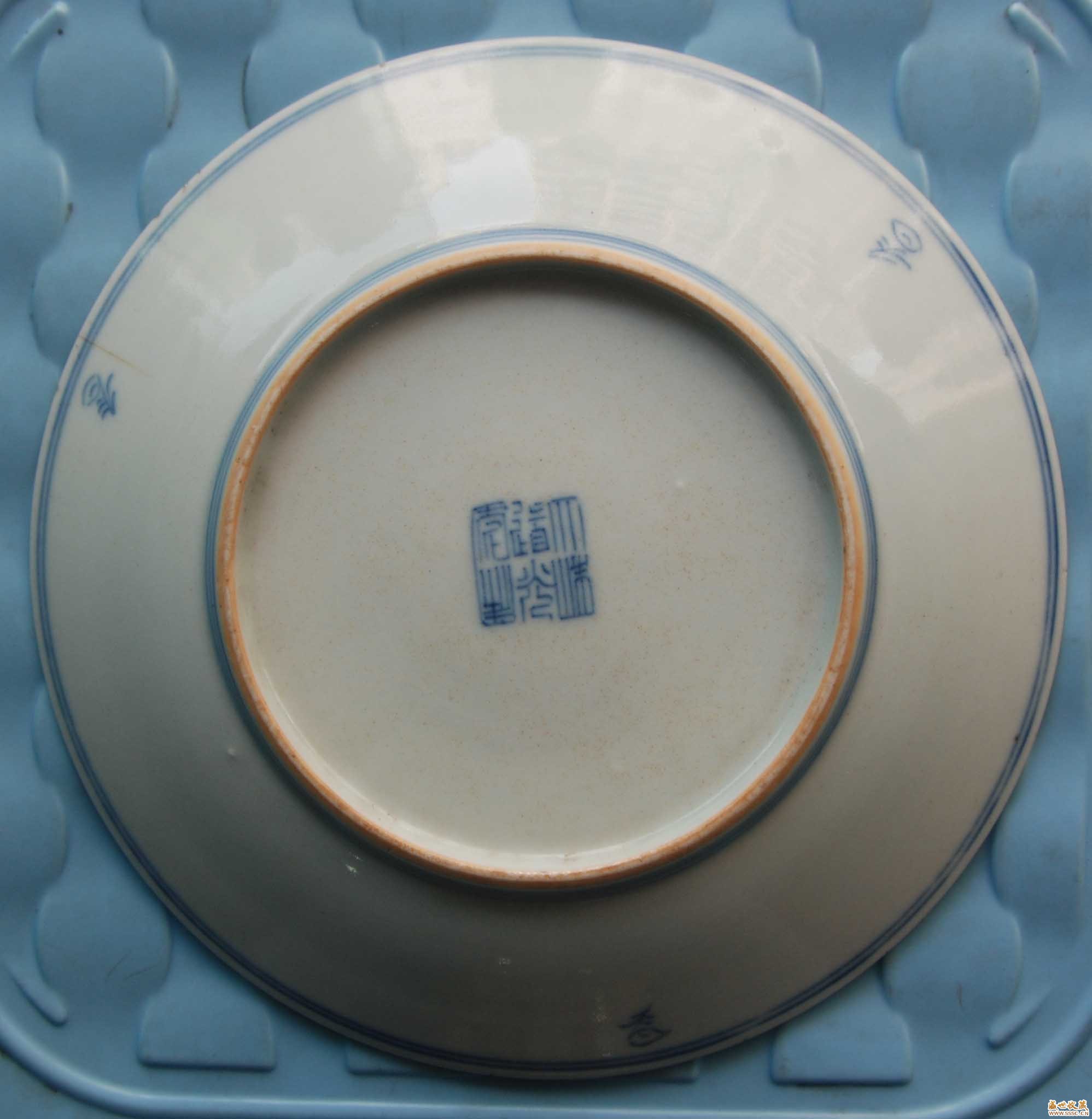 target="_blank" href="/item/官窑瓷器/2377340" data-lemmaid="