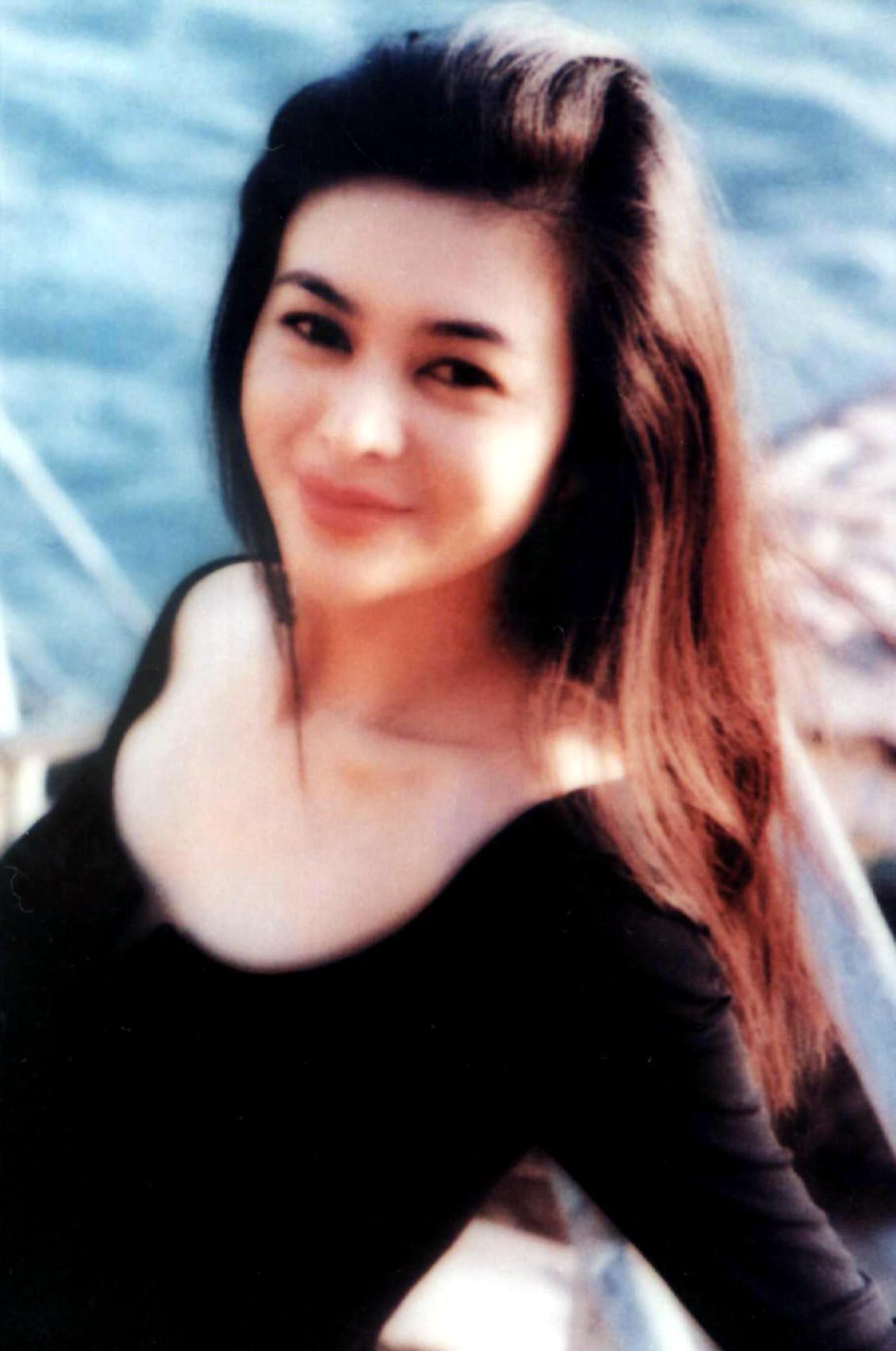  p>关之琳(rosamund kwan),1962年9月24日出生于香港,中国香港女演员