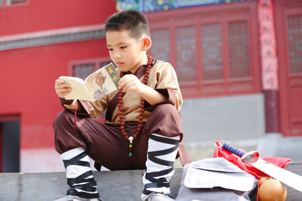 主要作品有《 a target="_blank" href="/item/大寺小僧/22827061"