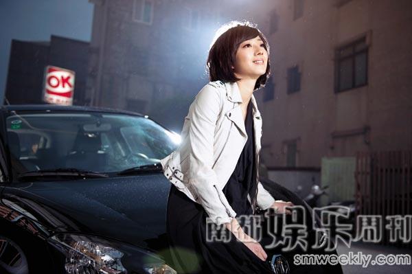  /p> p>2002年,还是学生的桂纶镁便出演了个人的首部电影作品《 a