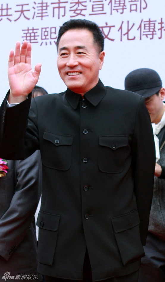 杨立新