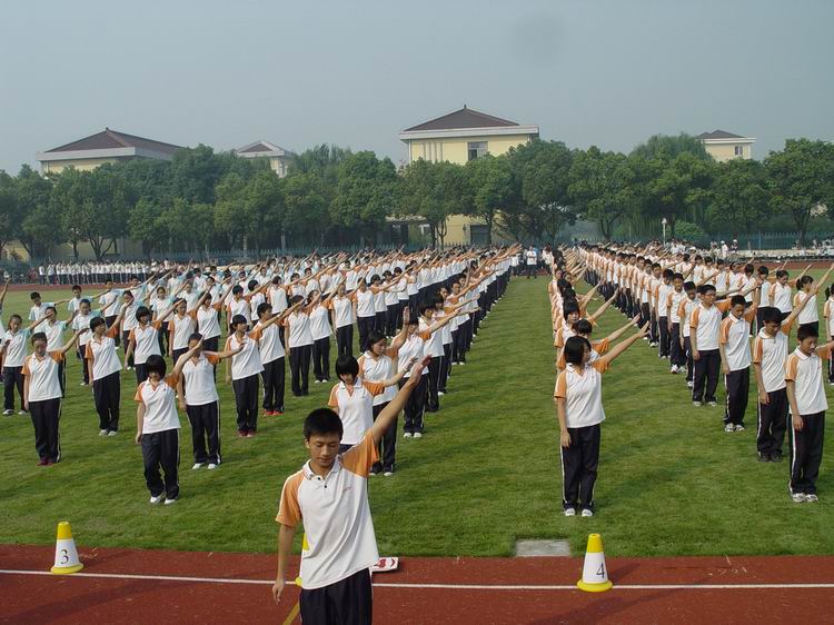  p>练市一中坐落于浙江省湖州市南浔区 a target="_blank" href="