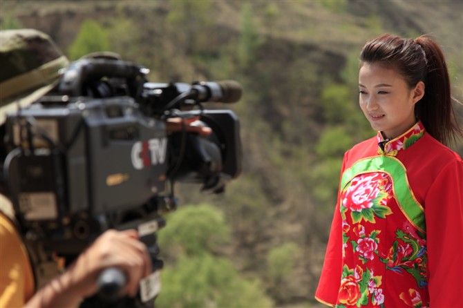  p data-id="gnwxtwusft">刘妍, a target="_blank" href="/item/陕北