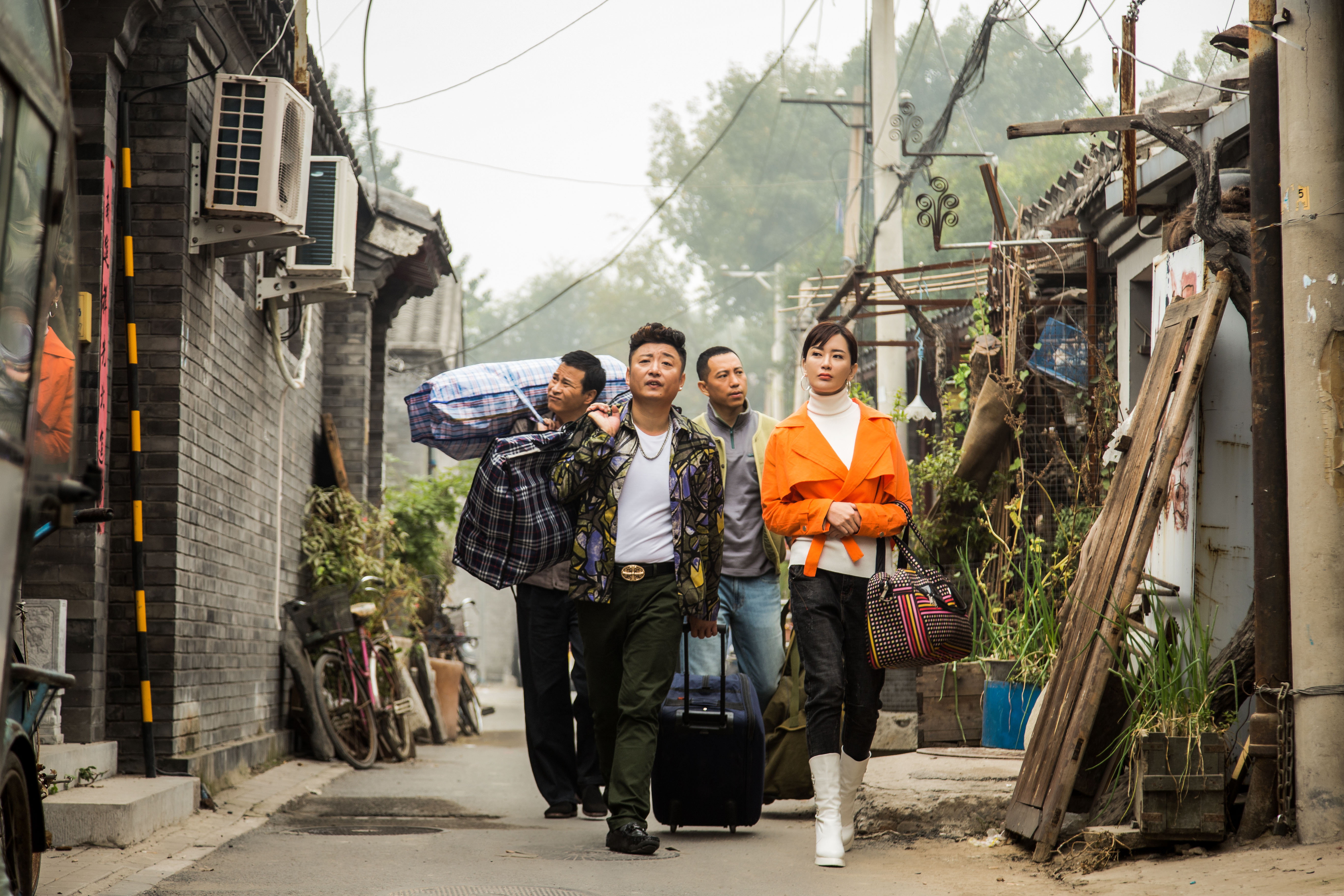  p>《春天里》是由中央电视台,幸福蓝海,半糖影视,轶嘉国际出品, a