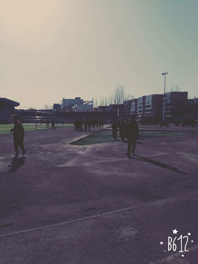  p>准格尔旗第九中学,一所现代化初级中学,建立于1993年,坐落于