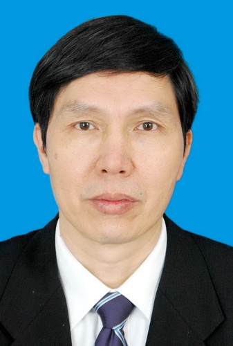 籍贯广西浦北,中共党员,本科学历,编辑职称,现任北海市文化局党委书记