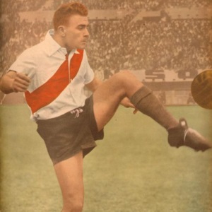  p>阿尔弗雷多·迪·斯蒂法诺(alfredo di stefano,1926年7月4日