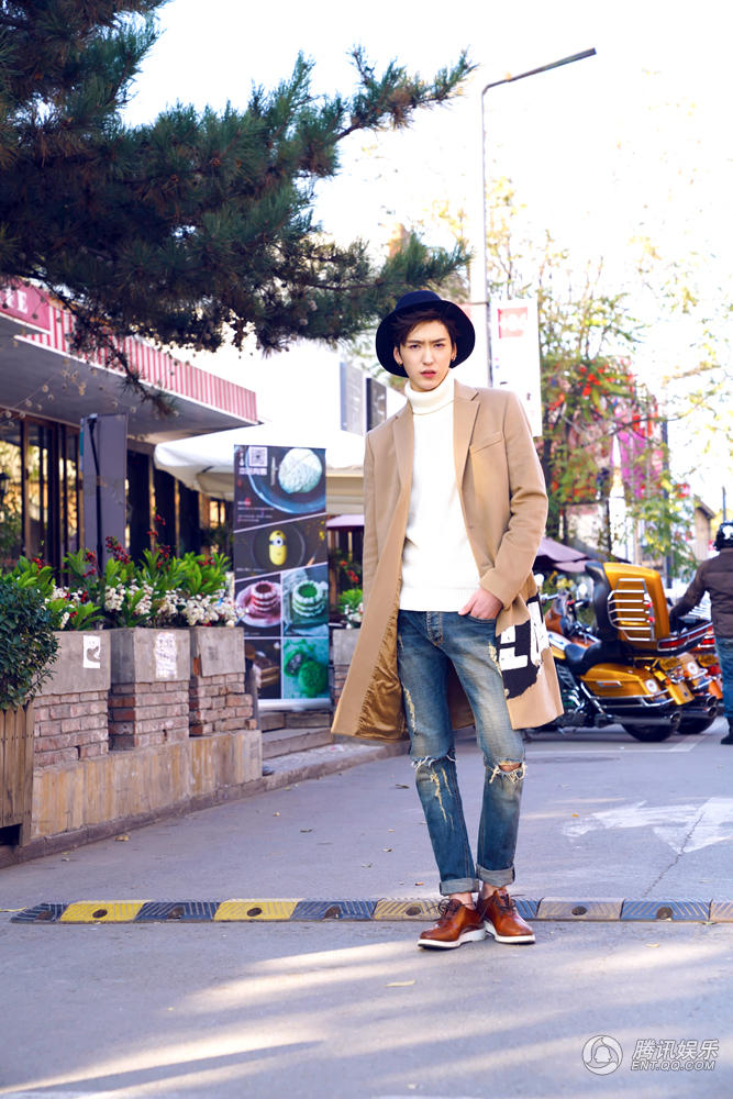 李东阳(young),1999年1月23日出生于山东省威海市,中国内地影视男演员