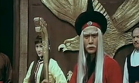  p>该片主要讲述,鹰爪拳和螳螂拳两派为了争夺中国功夫的再高武学地位