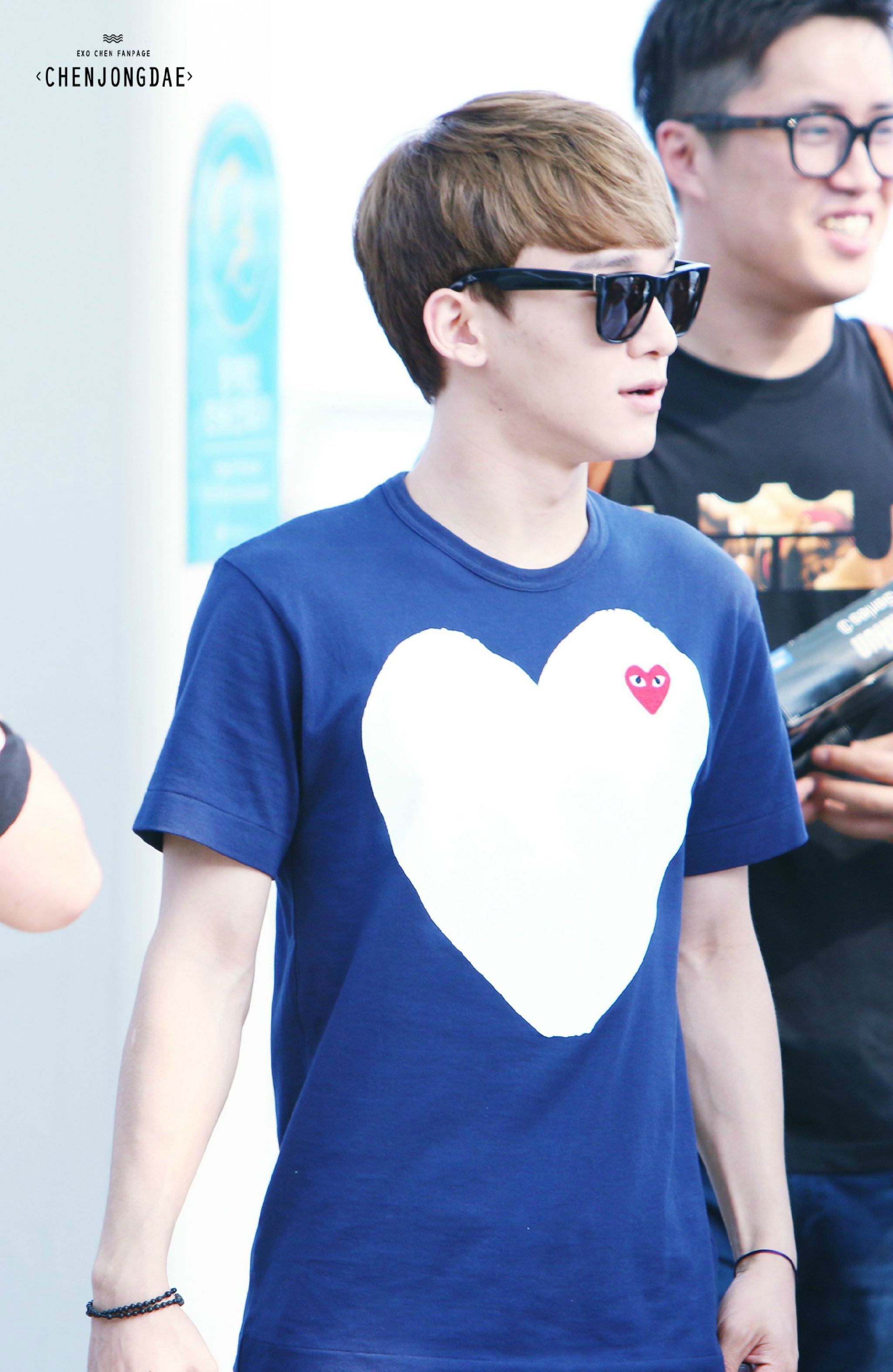  p>金钟大,艺名chen,1992年9月21日出生于韩国京畿道始兴市,韩国男