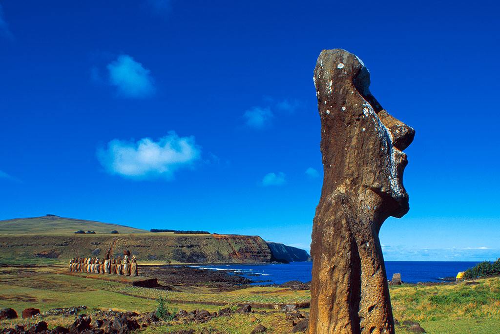  p>复活节岛(easter island)位于 a href="#" data-lemmaid="69193">