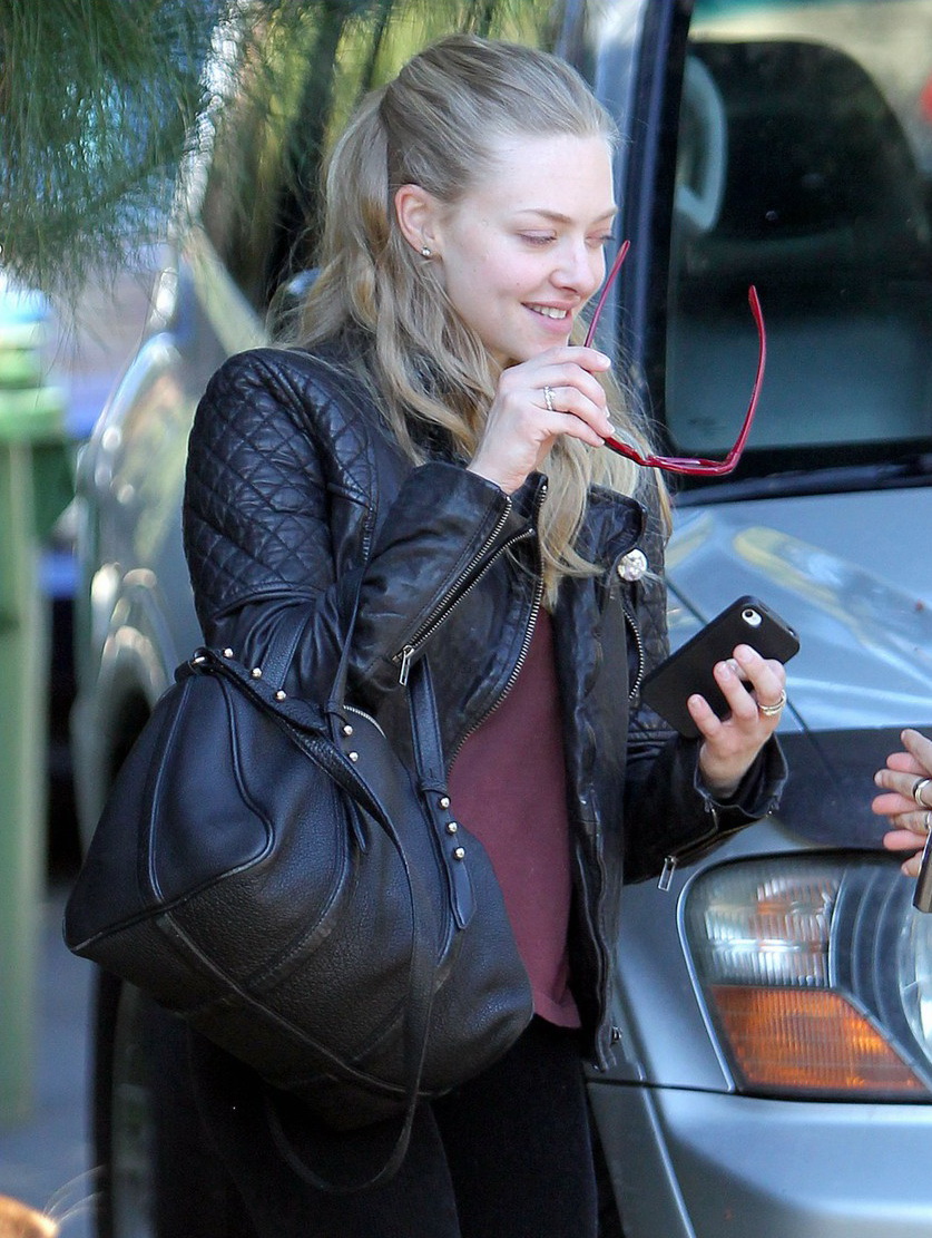  p>阿曼达·塞弗里德(amanda seyfried),1985年12月3日出生于宾夕法尼