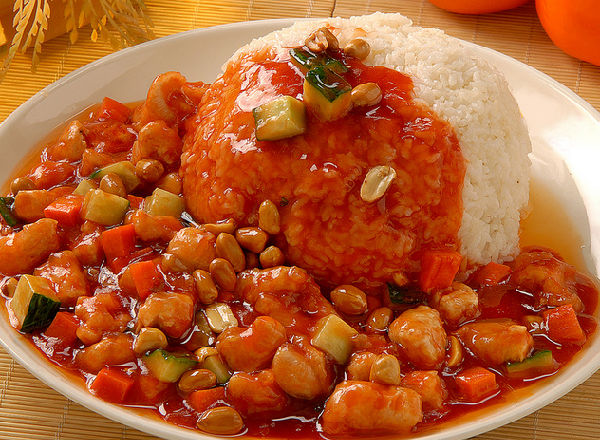 宫爆鸡丁盖浇饭