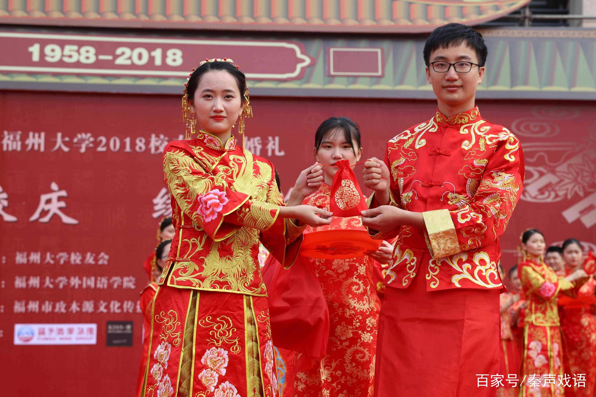 为何初婚称“结发”再娶叫“续弦”？_百科TA说