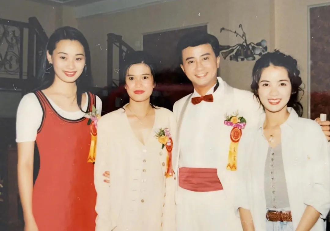曾被嘲一首歌吃一辈子，如今成隐形富豪，林依轮的本事远不止厨艺_百科TA说