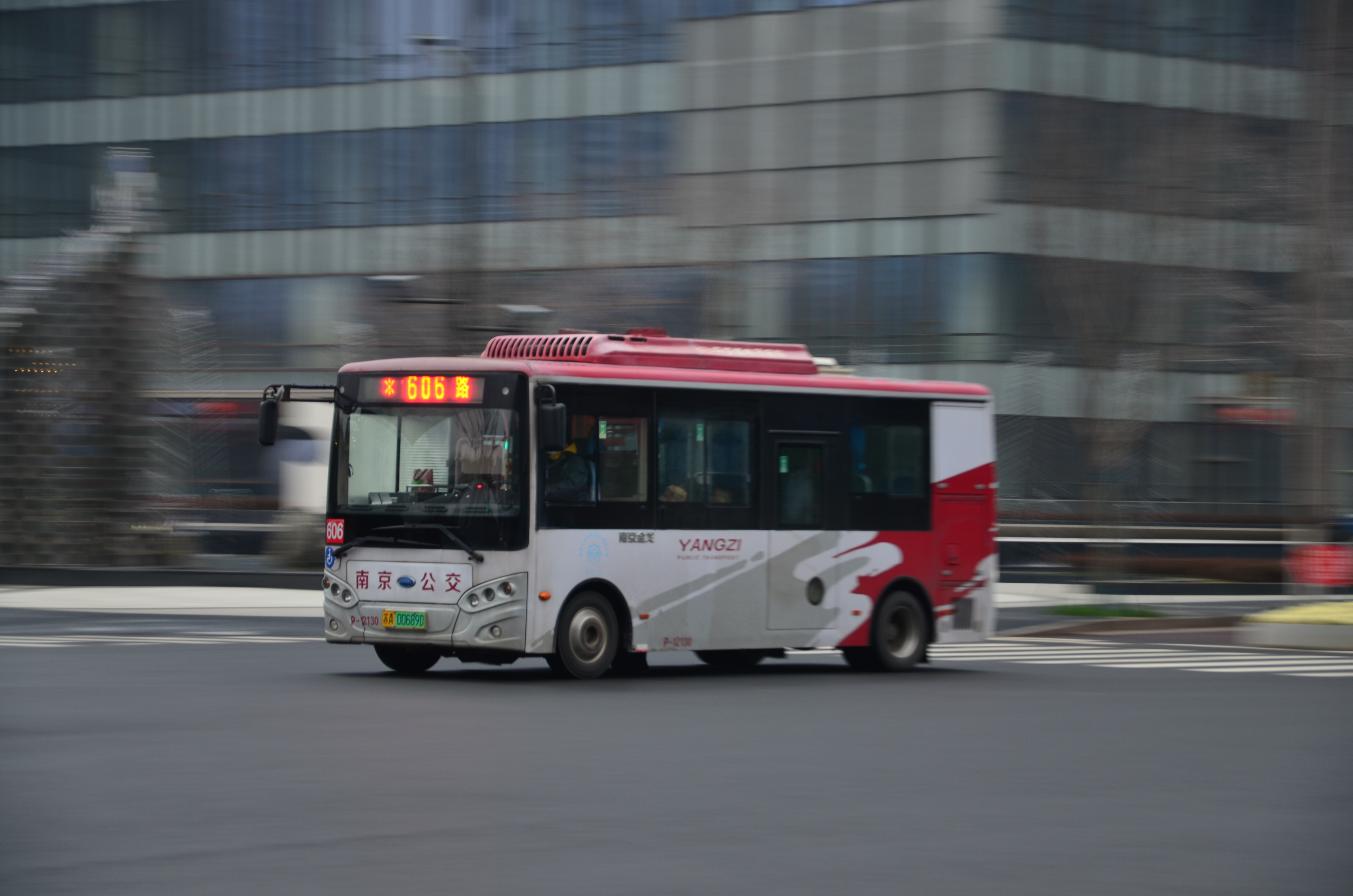 南京公交606路