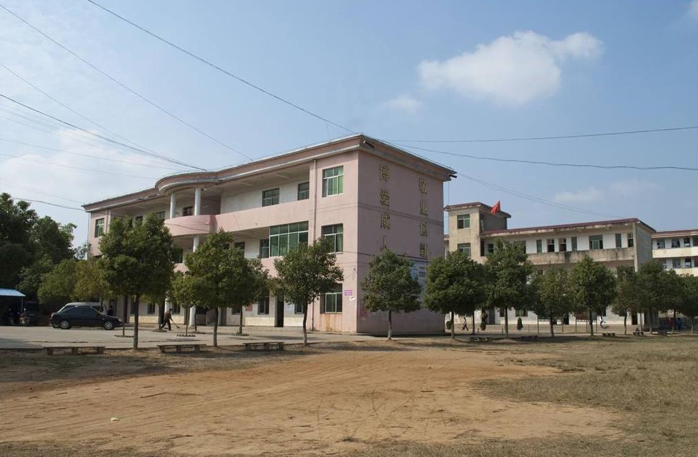  p>徐埠镇,隶属江西省九江市 a target="_blank" href="/item/都昌县