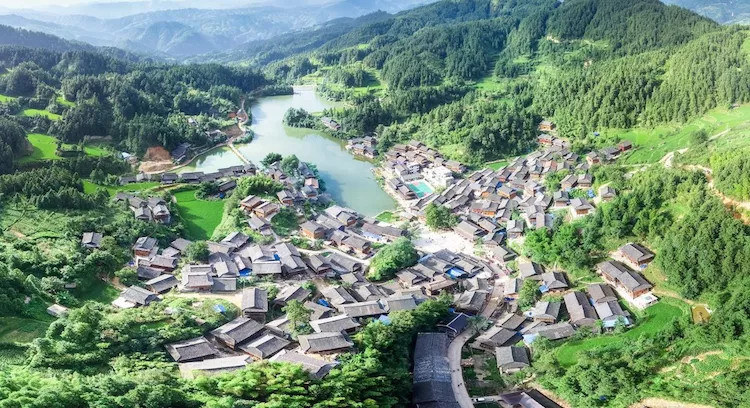  p>南宫镇,隶属于贵州省黔东南苗族侗族自治州台江县,地处 a target="