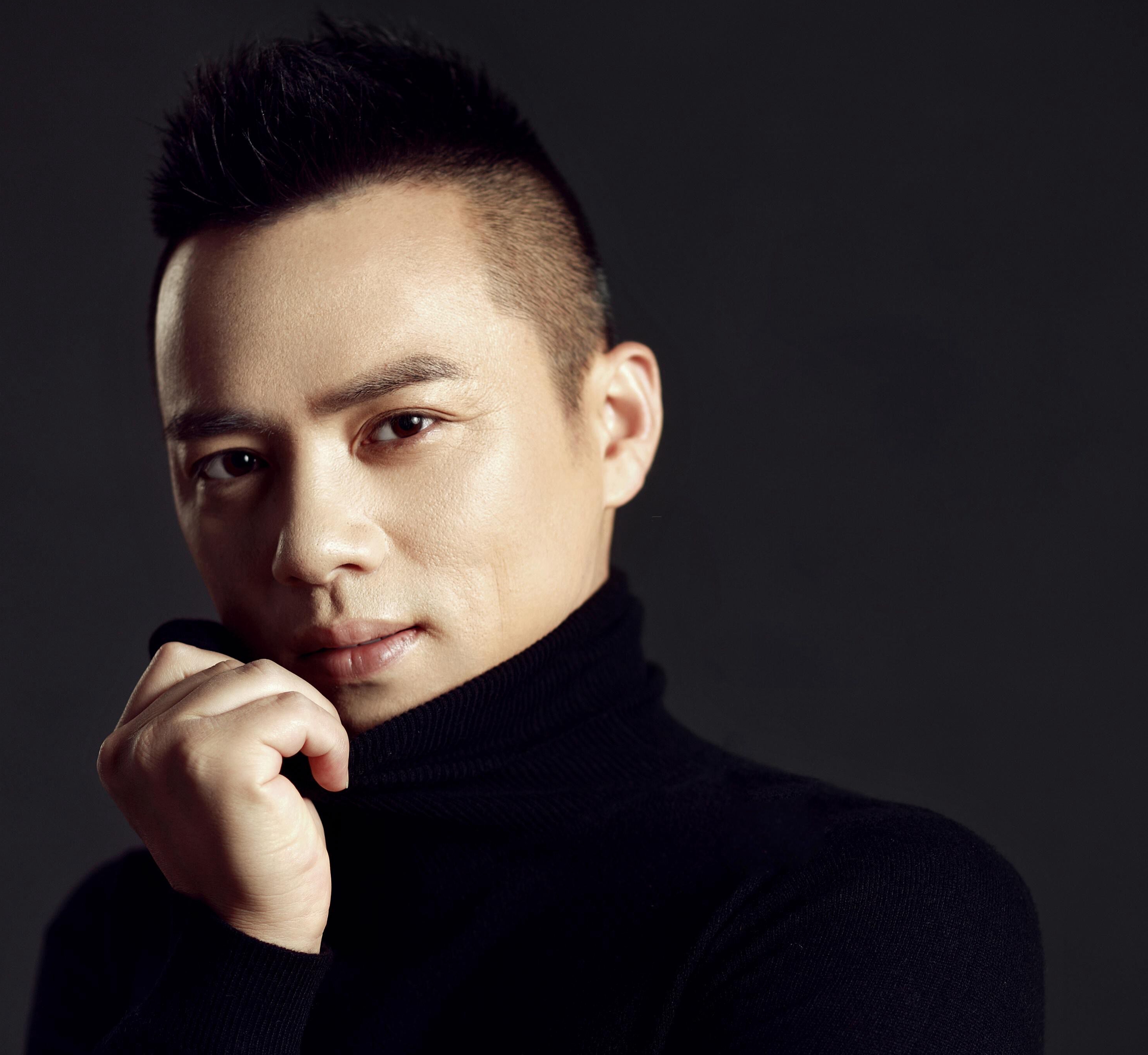 王峰,中国内地男歌手,代表作《 a target="_blank" href="/item/红唇