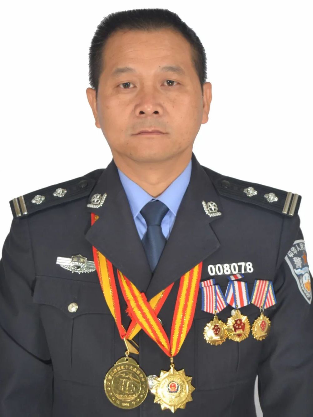  p>王志坚,男,1970年2月生,中共党员,汉族,云南永胜人,曾任永胜县公安