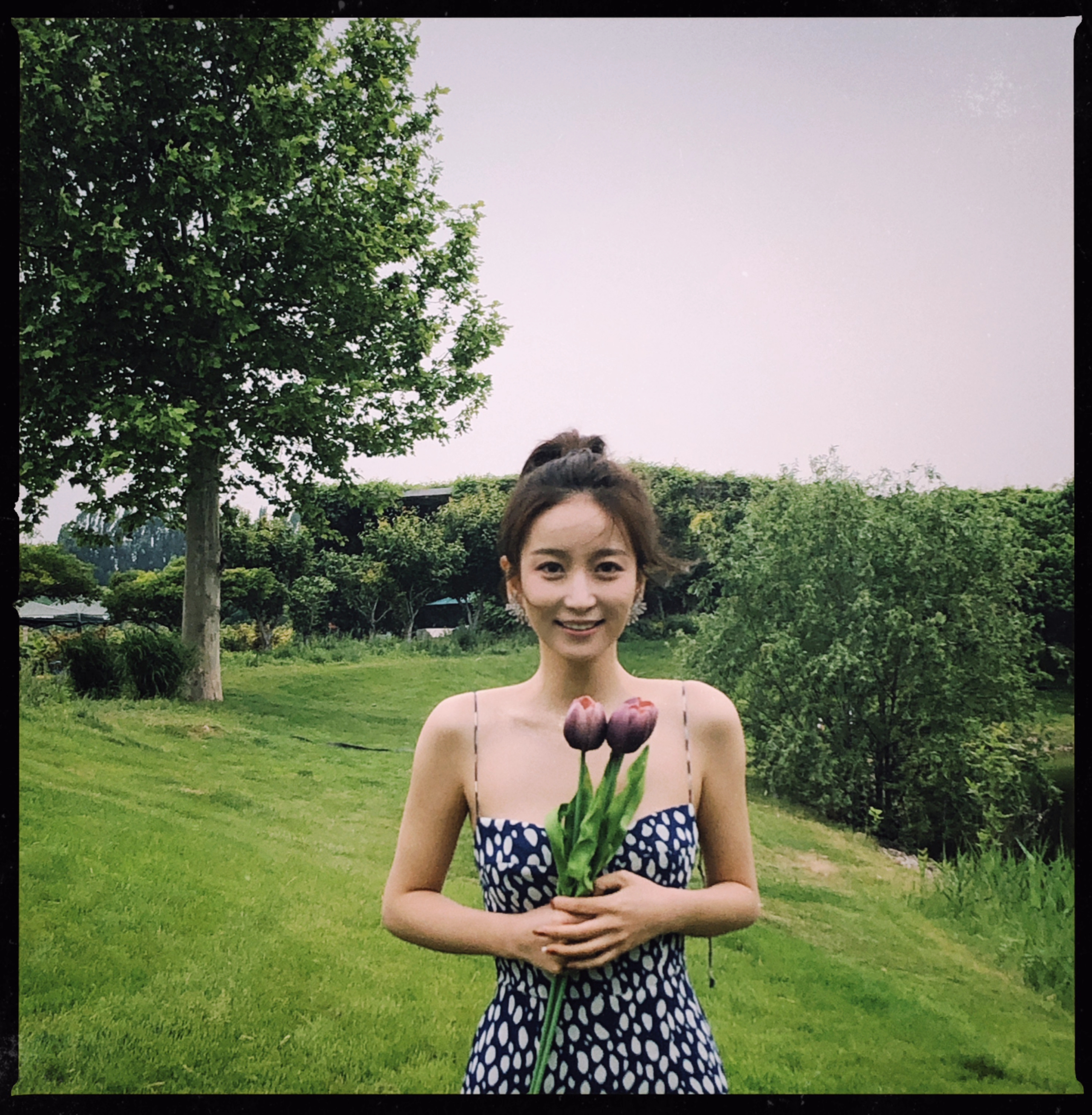  p data-id="gncn40whdj">卢佳,出生于湖南省,中国内地影视女演员