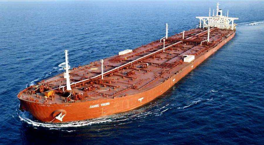 海上巨人号油轮