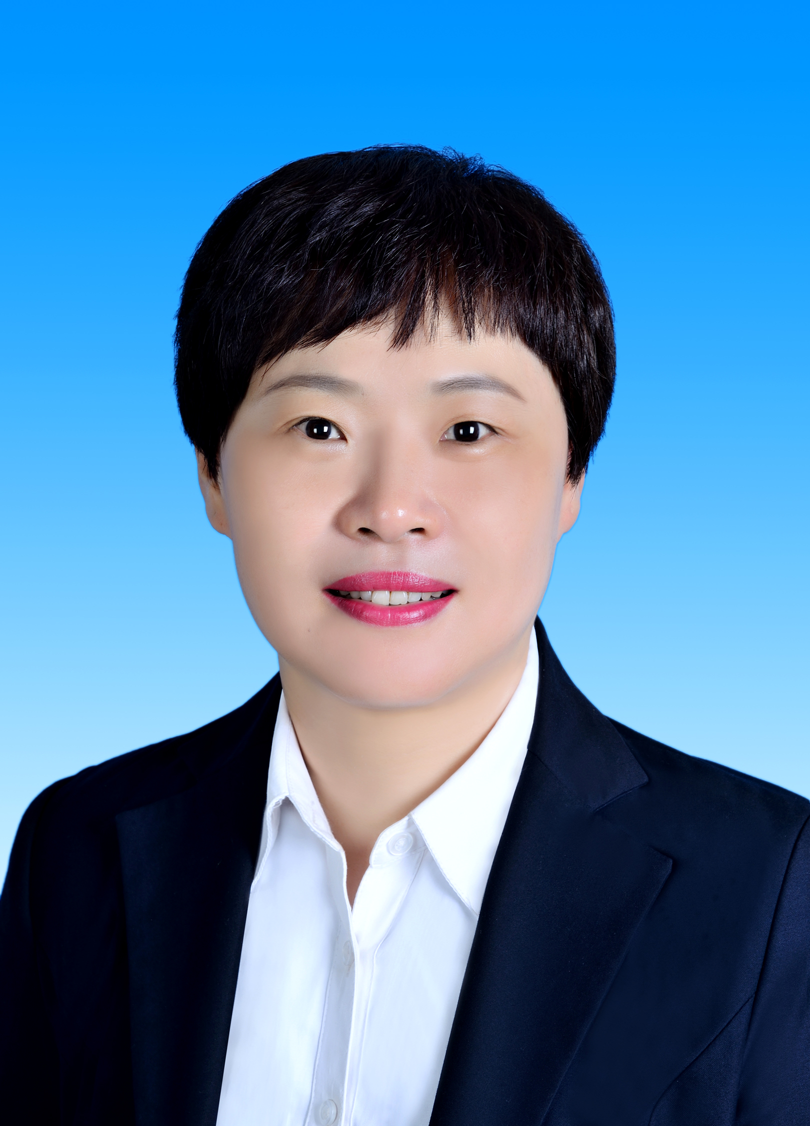 现任陕西省西安市新城区长乐中路街道党工委副书记,政法委员,兼任街道