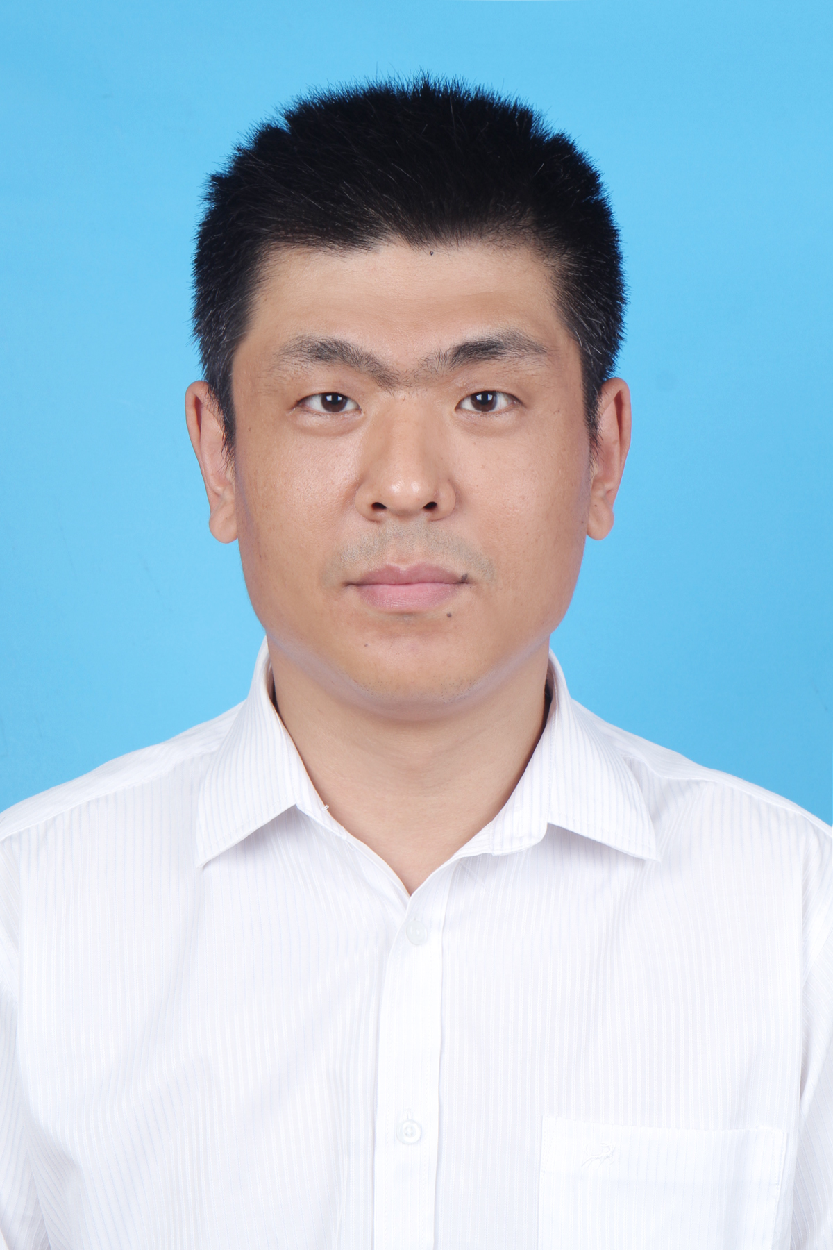 南宁市兴宁区城市管理局党组成员,副局长