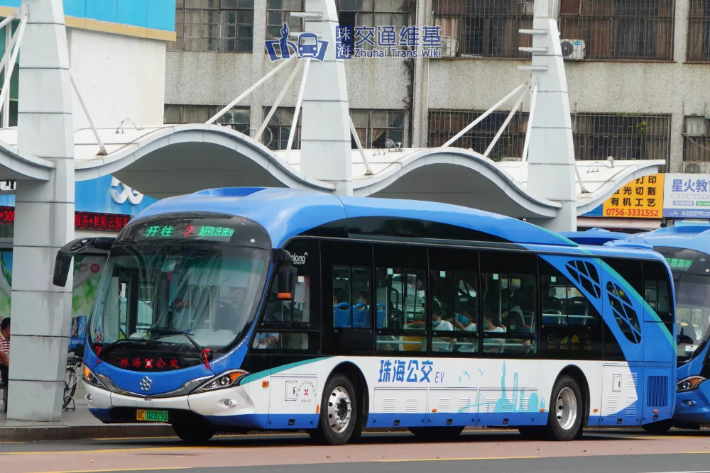  p> b>珠海公交2路运营于中国广东省珠海市香洲区 /b>,于1978年开通