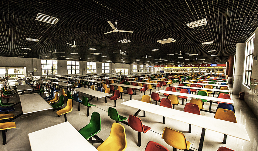  p data-id="gnbt8ihyc2">南京建康高级技工学校是由江苏省人力资源和