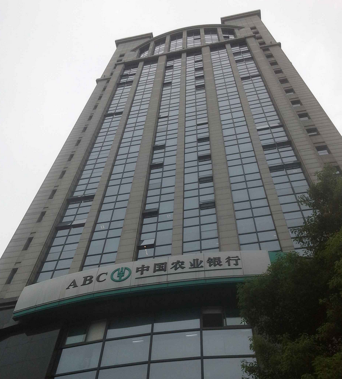  p>凯喜雅大厦位于杭州市下城丝绸城,由杭州凯喜雅置业发展有限公司
