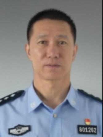 blank" href="/item/辽阳市宏伟区人民政府/62680706"