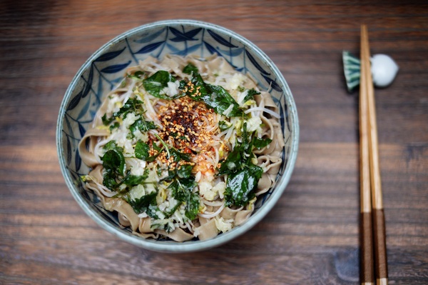 十香菜蒜汁捞面