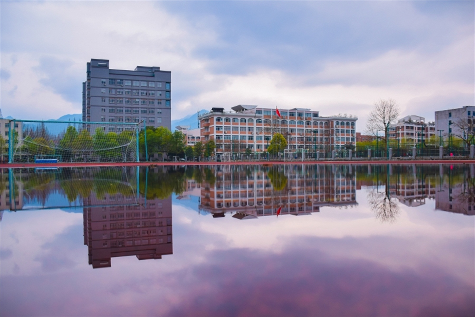  p>丽水学院(lishui university)位于浙江省 a target="_blank" href=