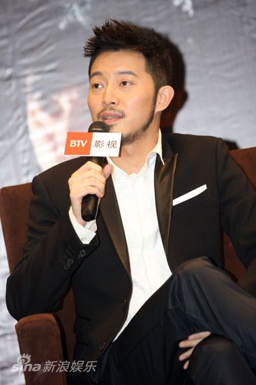  p>电视剧《青盲》改编自作家 a target="_blank" href="/item/张海帆