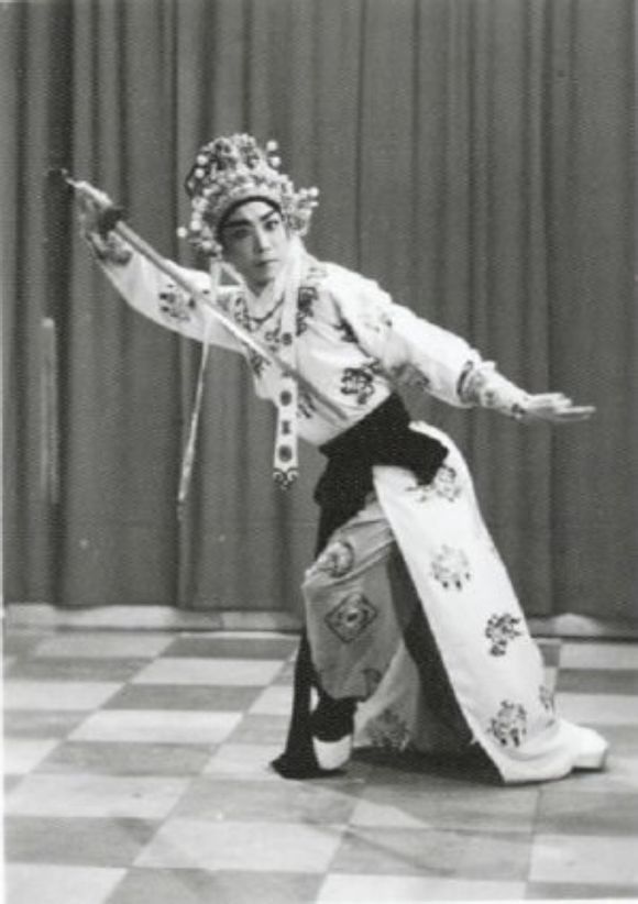  p data-id="go09jh9cb2">宋玉庆,中国京剧男演员,1942年出生于山东