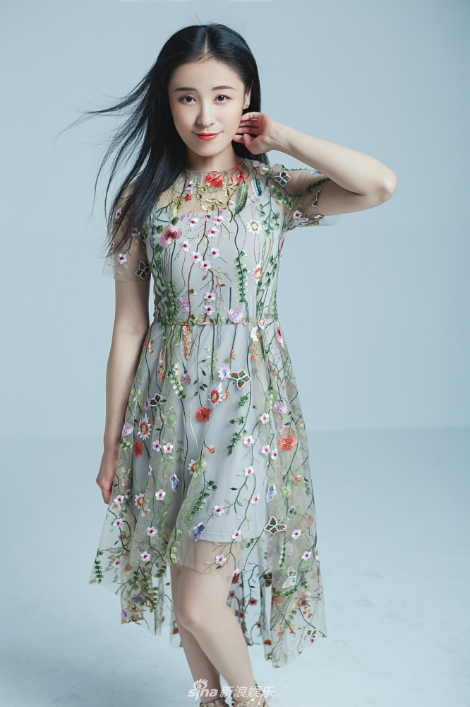  p>王玲玲,出生于上海市,中国内地女演员.