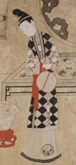  p>水田衣,又名百衲衣,斗背褡,用各色零碎布料拼接而成,因整件衣服织